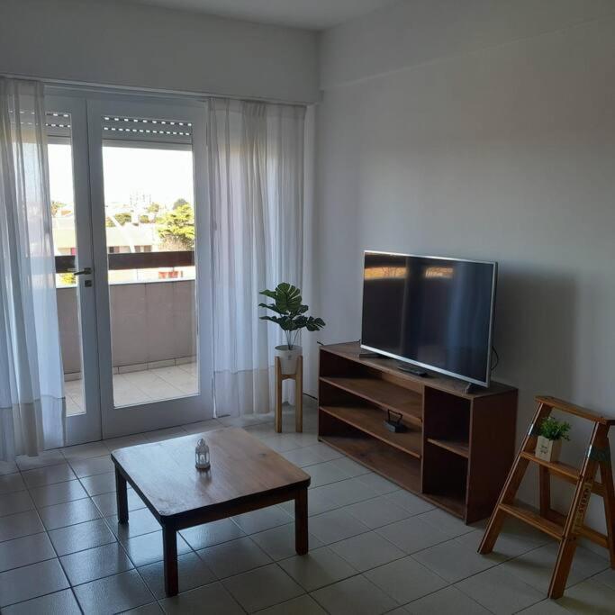 Apartment Calido Lugar Temporario